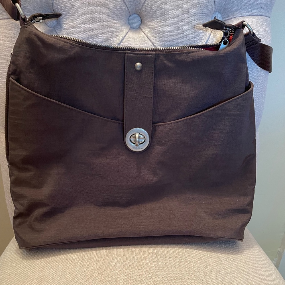 Baggallini chocolate brown nylon bag with red interior